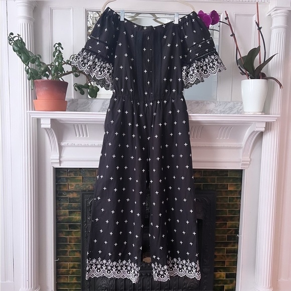 LOVE SAM Water Lily Off The Shoulder Washed Black Jumpsuit Sz Small LIKE NEW - Picture 6 of 16